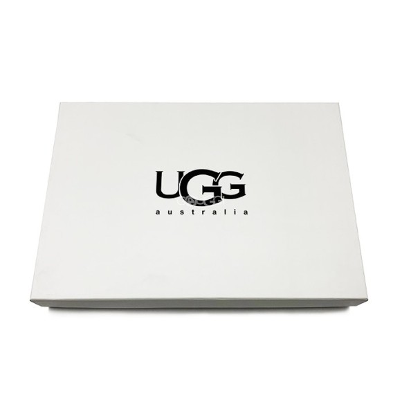 Фисташковый шарф UGG